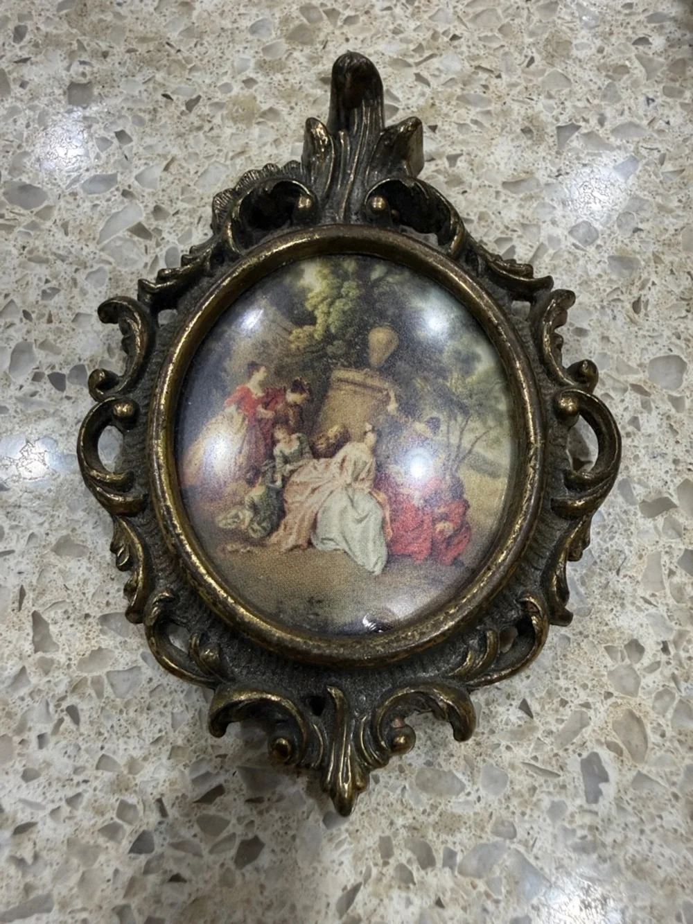 1950s - Made in Italy, Brass Vintage-Style Floral Wall Decor look ofAntique Gold - Picture 3 of 15